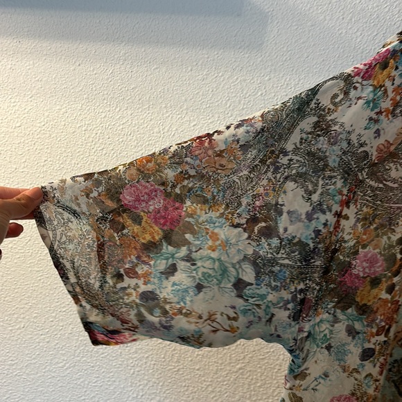 Paradigma floral kimono size medium - Picture 2 of 5